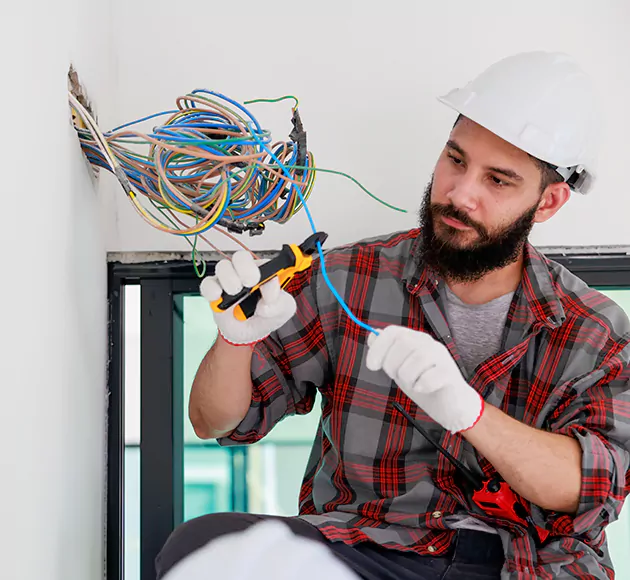 Professional Low Voltage Electrician: Your Local Systems Technician in Leeds, AL
